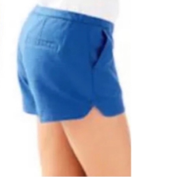 Lilly Pulitzer Adie Shorts size 4 excellent condition blue 

True Navy Dark Blue - Picture 1 of 11